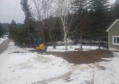 Entreprise de terrassement extérieur et nivellement de terrain dans Lanaudière - Service P.B.T (Excavation dans Lanaudière)